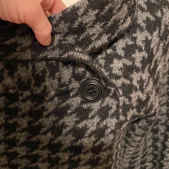 MAX STUDIO wool blend long sweater jacket. Black and gray herringbone. Size US M - Picture 10 of 10